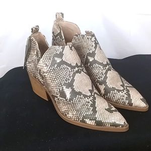 Cari Gray Snake Ankle boots